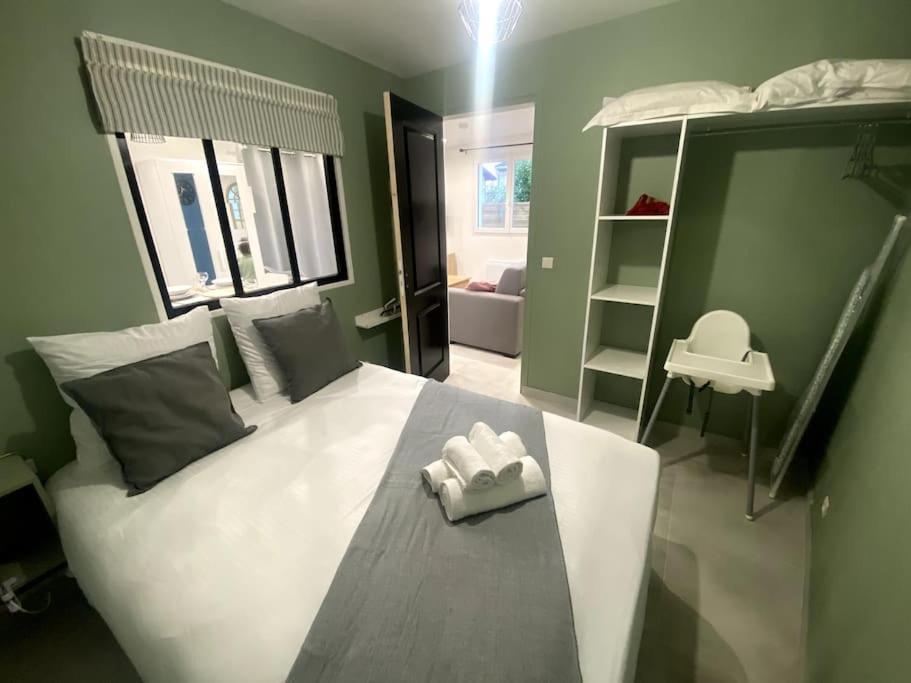 אורלי Maison Jardin Et Parking Gratuit - 10 Min De L'Aeroport - Metro 14 - Arrivee Autonome מראה חיצוני תמונה