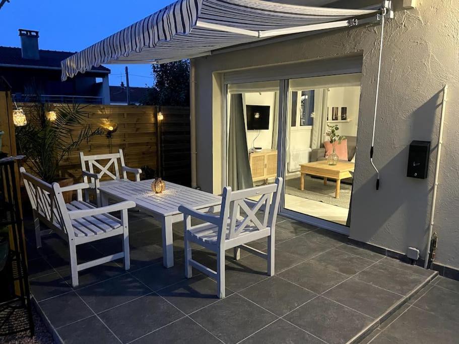 אורלי Maison Jardin Et Parking Gratuit - 10 Min De L'Aeroport - Metro 14 - Arrivee Autonome מראה חיצוני תמונה