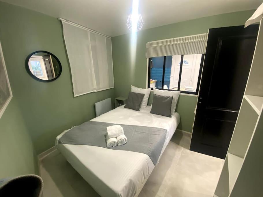 אורלי Maison Jardin Et Parking Gratuit - 10 Min De L'Aeroport - Metro 14 - Arrivee Autonome מראה חיצוני תמונה