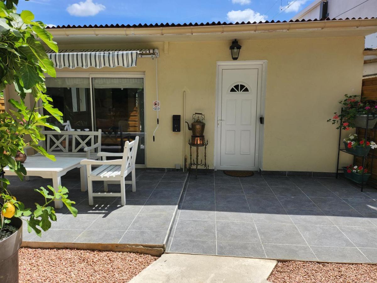 אורלי Maison Jardin Et Parking Gratuit - 10 Min De L'Aeroport - Metro 14 - Arrivee Autonome מראה חיצוני תמונה